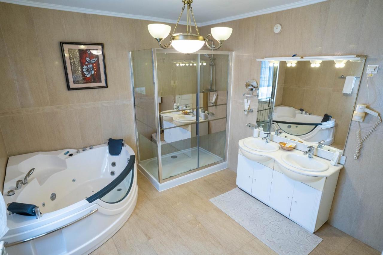Villa Alice Szucsáva Kültér fotó